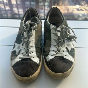 Golden Goose camo sneakers in good condition size 39